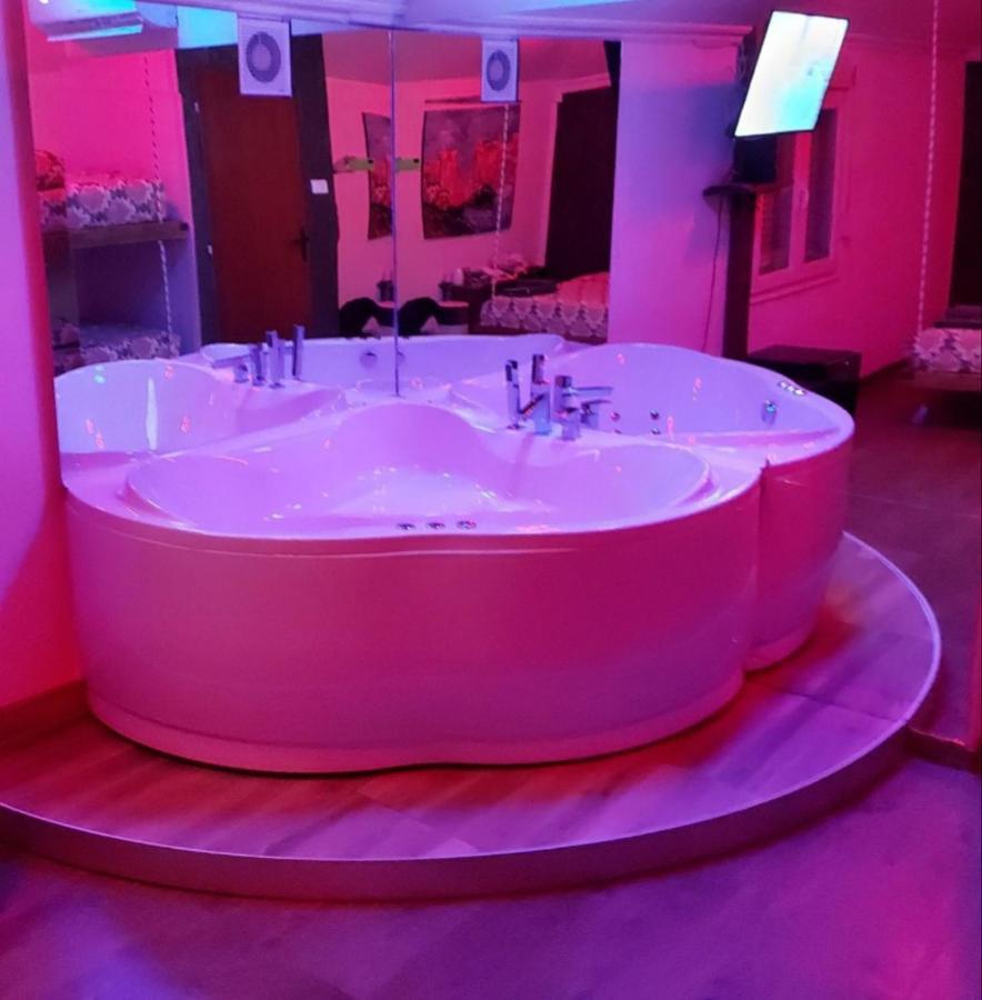 Mistik Secret Apartments Jagodina Exteriör bild